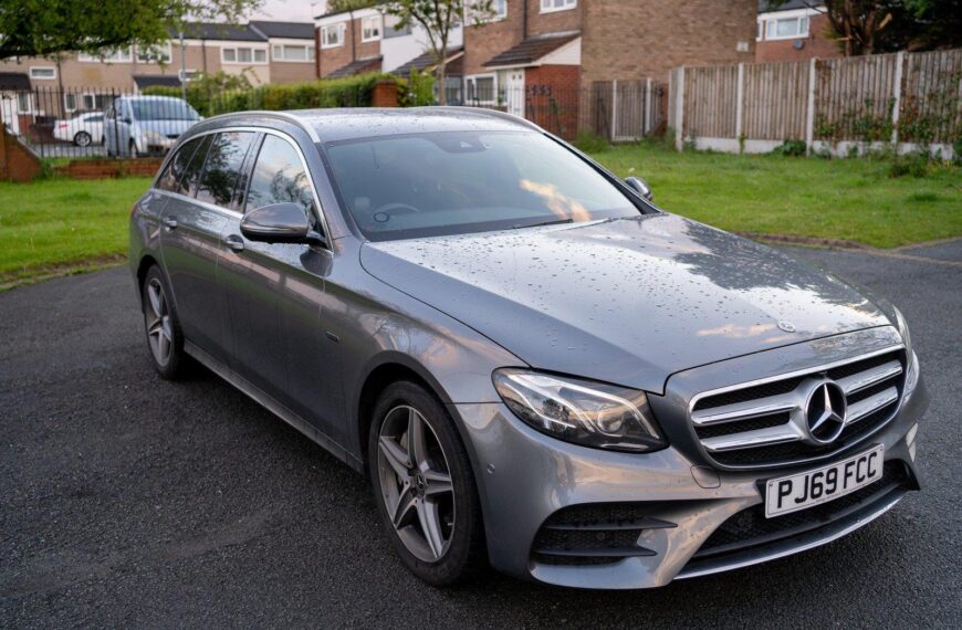 Mercedes Klasy C – czy warto kupić używany model?