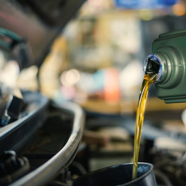 Jak wybrać najlepszy olej silnikowy dla swojego samochodu?