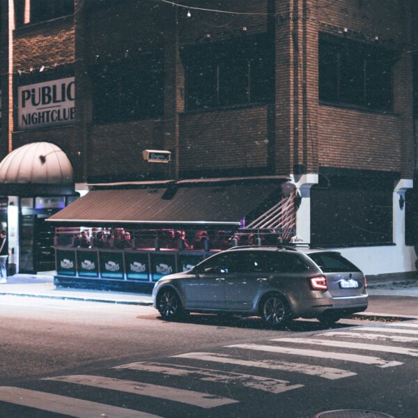 Samochody rodzinne 2024: Porównanie najnowszych modeli na rynku.