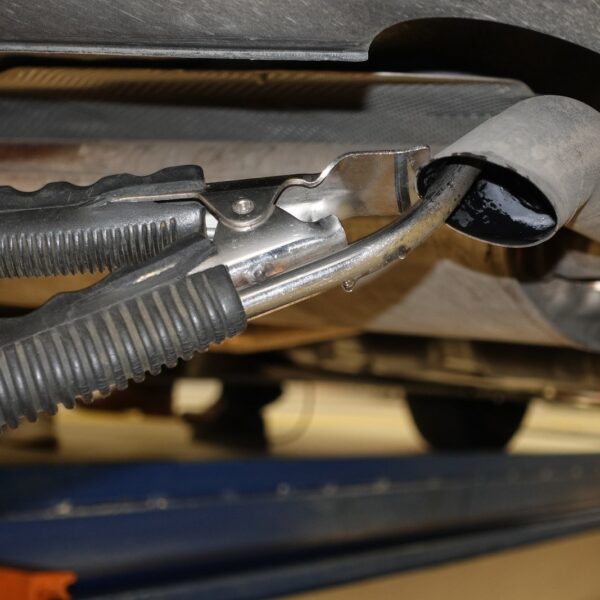 Wpływ nowoczesnych technologii na zmniejszenie emisji spalin: Co czeka przemysł motoryzacyjny?